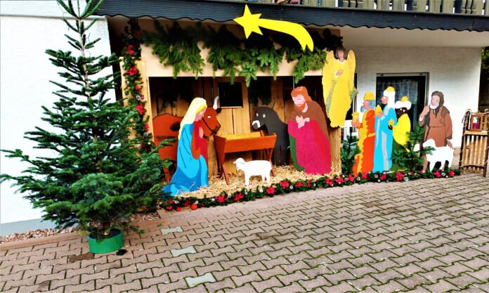 Lebensgroße Weihnachtskrippe beim Odenwaldtiroler - Odenwälder Journal
