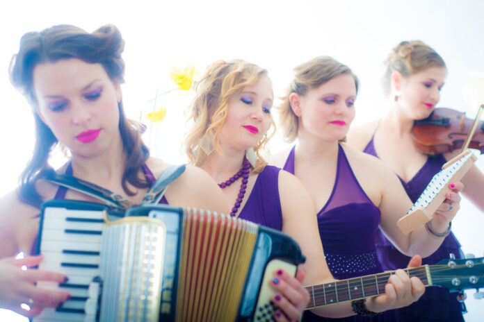 4 Britgirl Abroad (002)