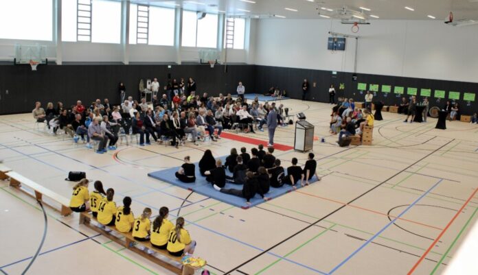Neue Turnhalle feierlich eingeweiht