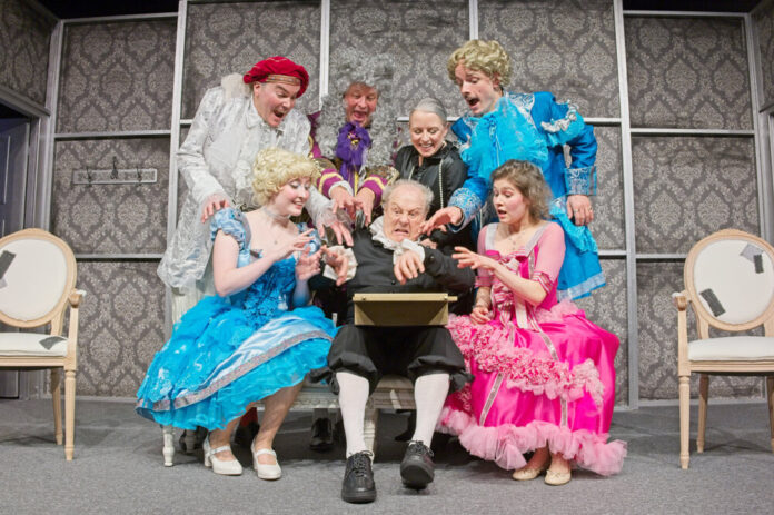 Szenenfoto_DerGeizige_Dominique Leppin (9) (002)