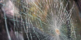 Polizei sucht Zeugen nach Spiegelkollision bei Rehbach