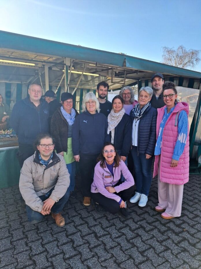 Wochenmarkt Michelstadt mit Händlern