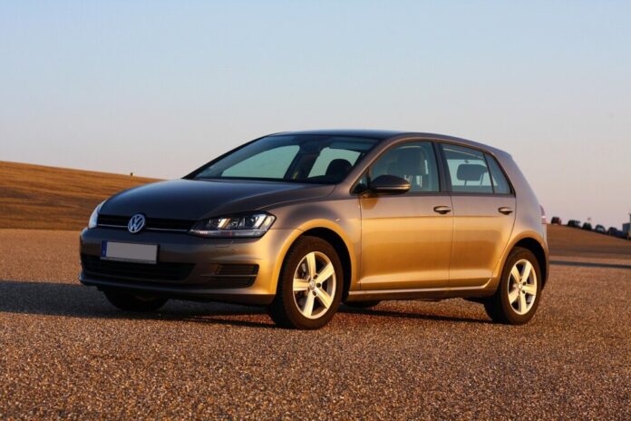 dermolf-vw-4332807_1280