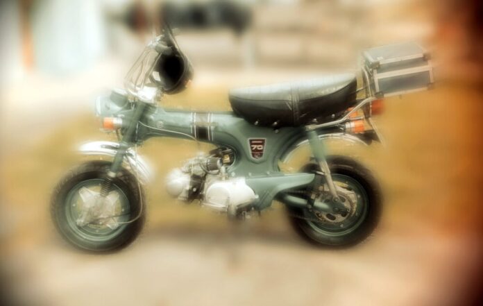 antranias-small-motorcycle-306627