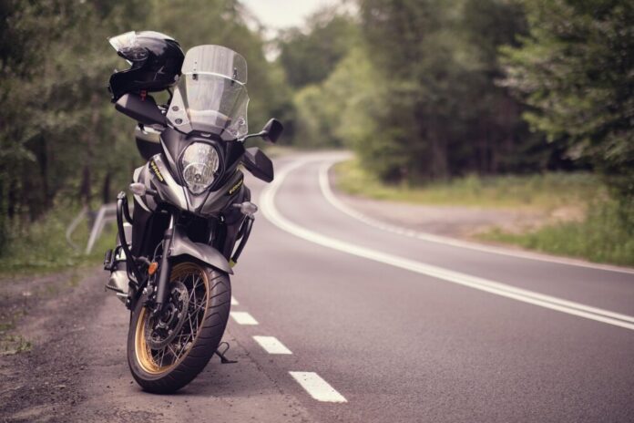dawidc-motorbike-7249769_1920
