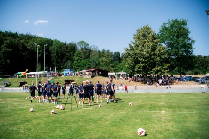 1.Training-1706-1200x800