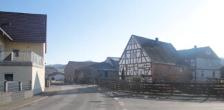 K 77 – Grundhafte Fahrbahnerneuerung in Reichelsheim-Klein-Gumpen