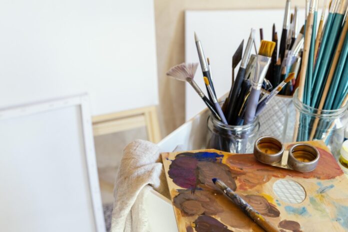studio-with-props-painting