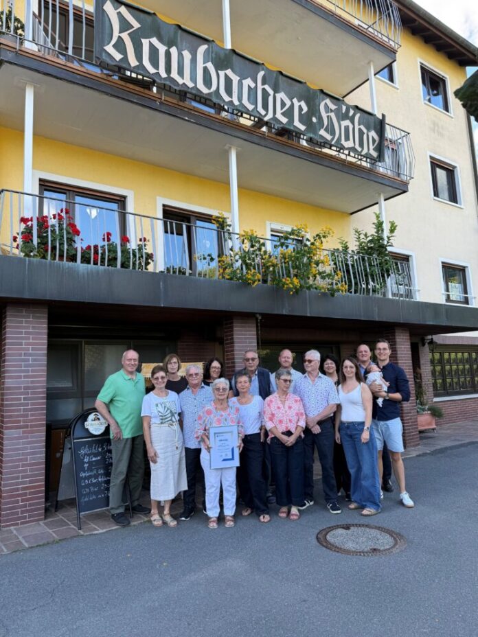 2026_09_04 Urkundenübergabe zum 60jährigen Jubiläum Landgasthof Raubacher Höhe Oberzent