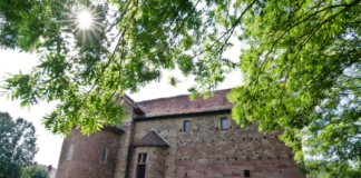 Schlossgeschichten und Einhards Erbe